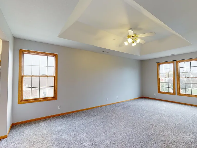 2504 Somerset Dr — Photo 16