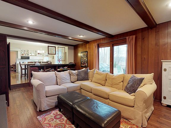 5th image of 21700 E Valley Woods Dr