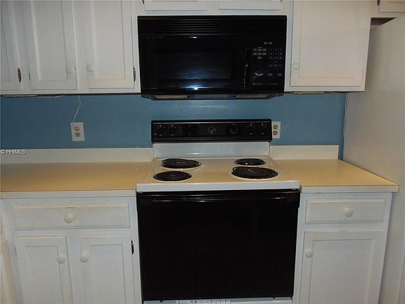 5th image of 1 Tanglewood Dr APT 305