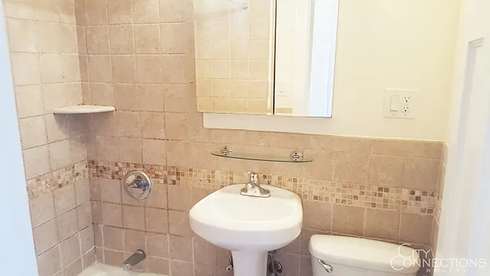 Rented by City Connections Realty | media 22