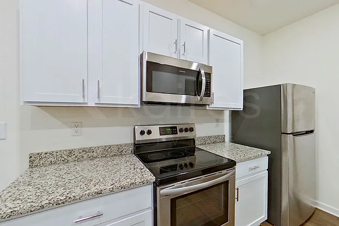223 Long Island Dr — Photo 5