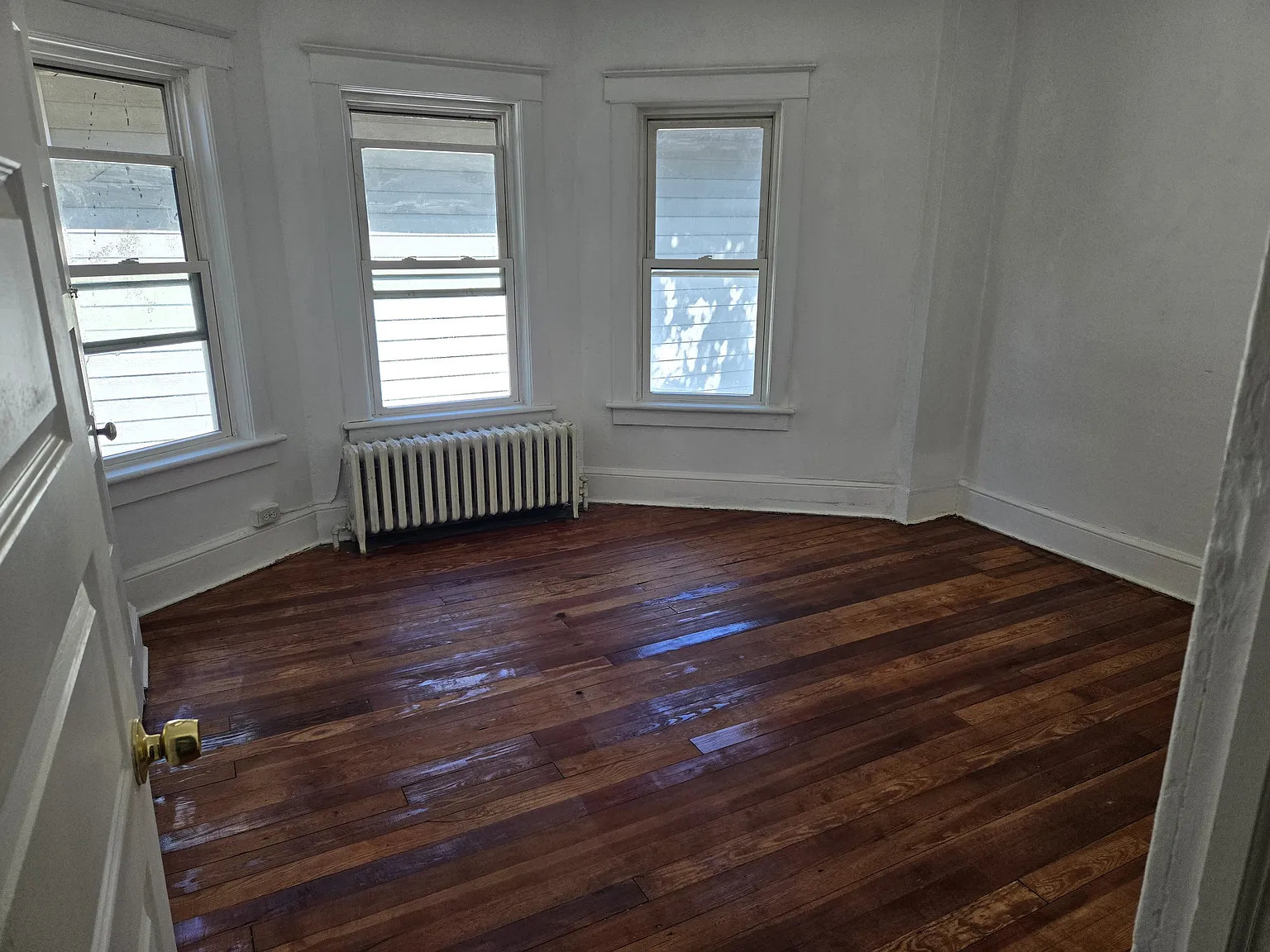 128 Ridgeway St — Photo 4