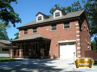 10813 S California Ave, Chicago, IL 60655