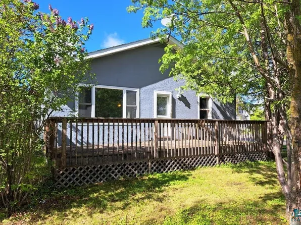 1000 7th St, International Falls, MN 56649
