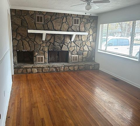 4th image of 385 Alicia Ave