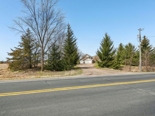 25998 Lofton Ave, Chisago City, MN 55013