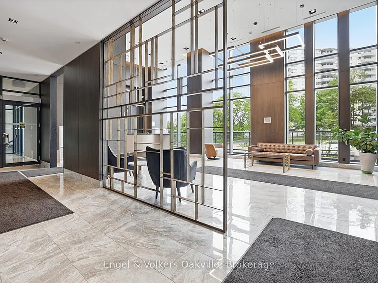 1461 Lawrence Ave W #603 — Photo 4