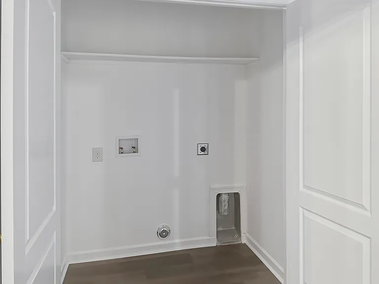 2215 Moran St — Photo 7