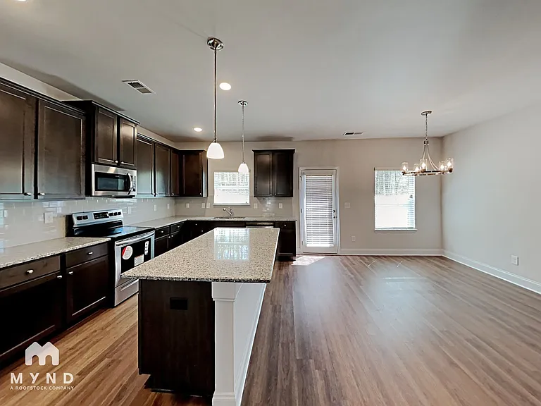 10143 Benton Woods Dr — Photo 9