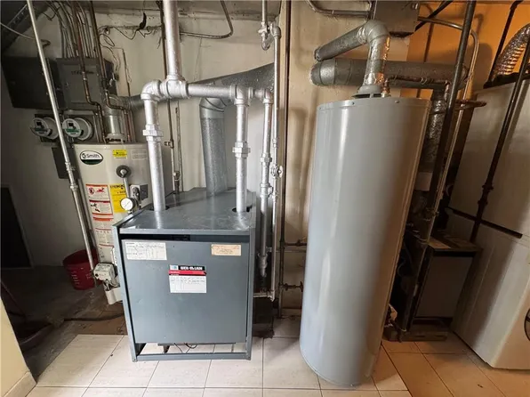 1992 West 13th Street image 19 of 23