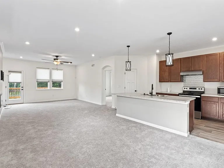 10046 Windcrest Farms Ln — Photo 9