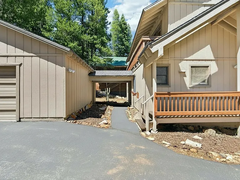 11583 Norse Ave — Photo 31