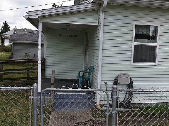Side View of Back Entrance
