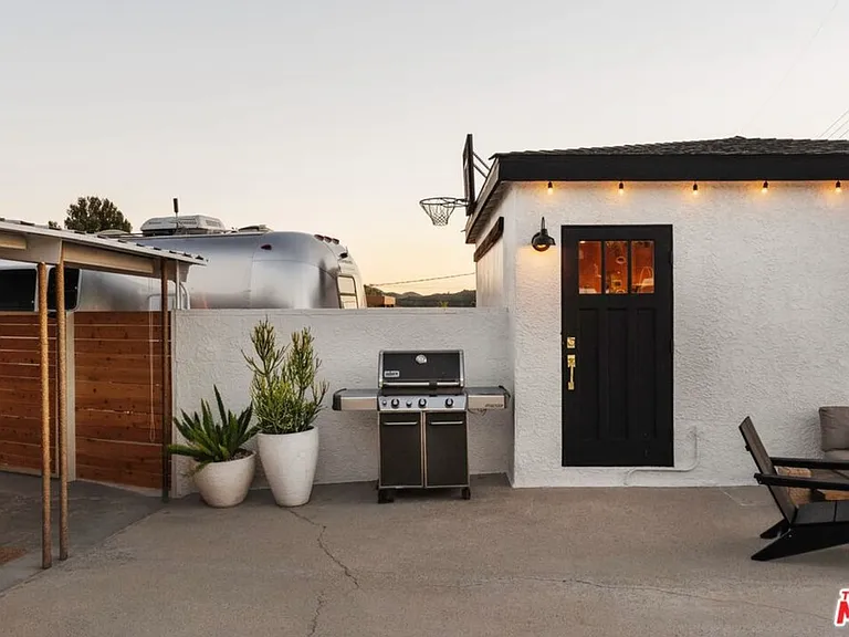 10879 Hillhaven Ave — Photo 33