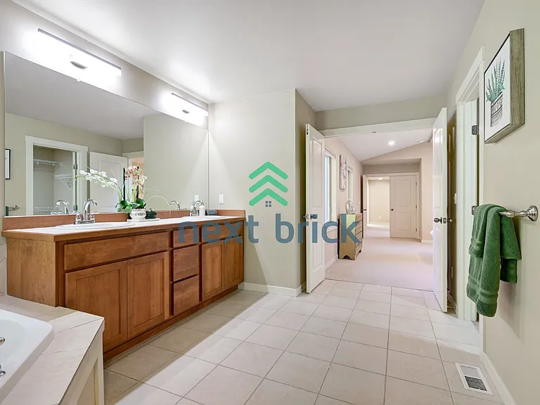 8627 Swenson Dr SE — Photo 20