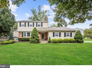 214 Old Orchard Rd, Cherry Hill, NJ 08003