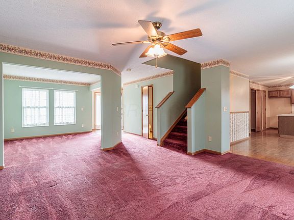 4th image of 361 Eddington Dr