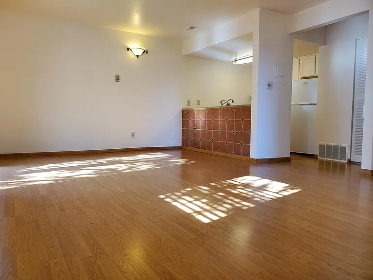 1111 Maxwell Ave #221 — Photo 19