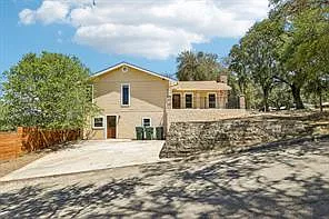 4 bed, 3.0 bath, 2694 sqft, $2,750 — Photo 3