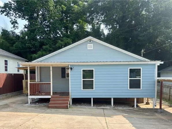 13 Hilltop St, Gainesville, GA 30501