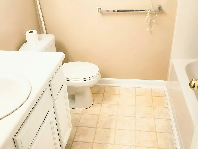 6001 Mullens Dr — Photo 14