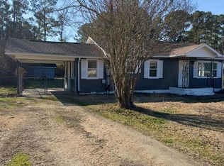140 Long Leaf Dr, Wilmington, NC 28401