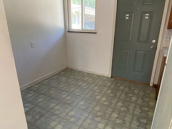 3rd image of 2930 6th St #2