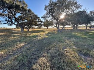 1709 Fm 318 E, Yoakum, TX 77995