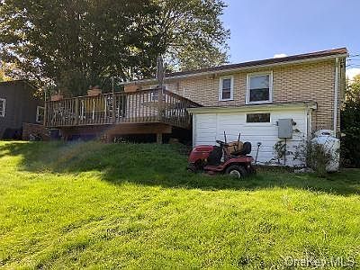 2nd image of 5 Park Ln