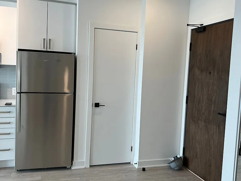 2782 Barton St E #702 — Photo 5