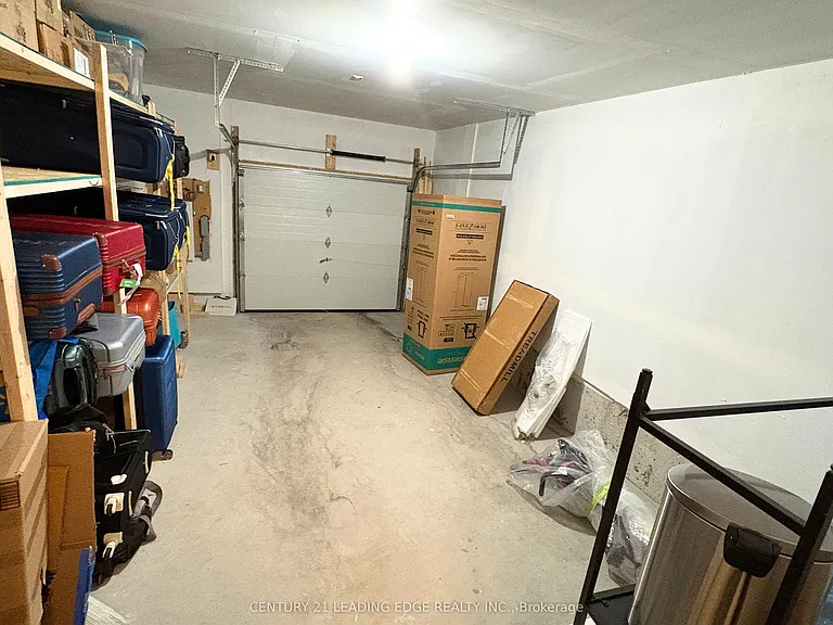 9 Spruce Pines Cres #5 — Photo 11