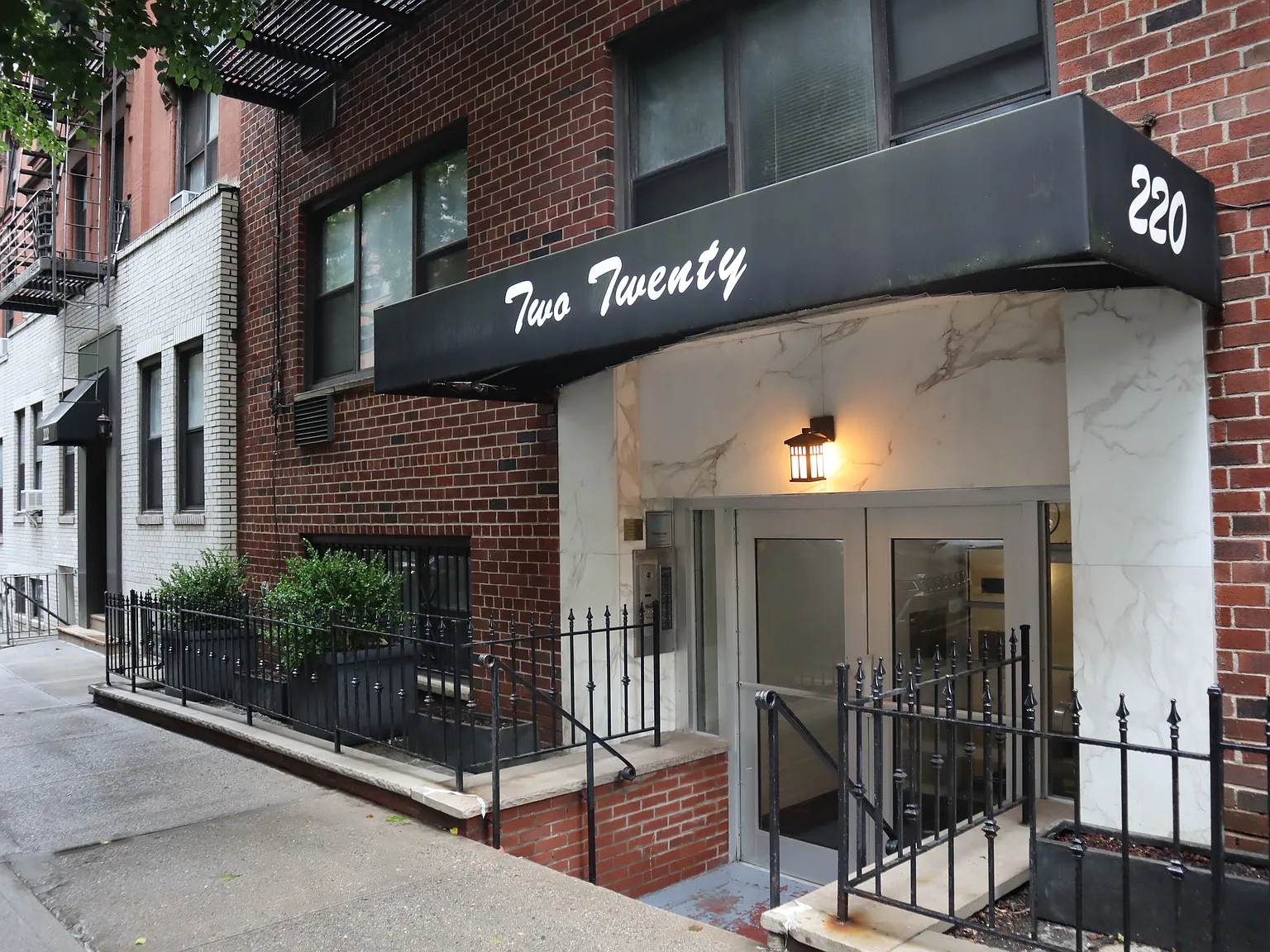 220 East 87th Street — Photo 1