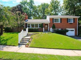 5316 Yorktown Blvd, Arlington, VA 22207