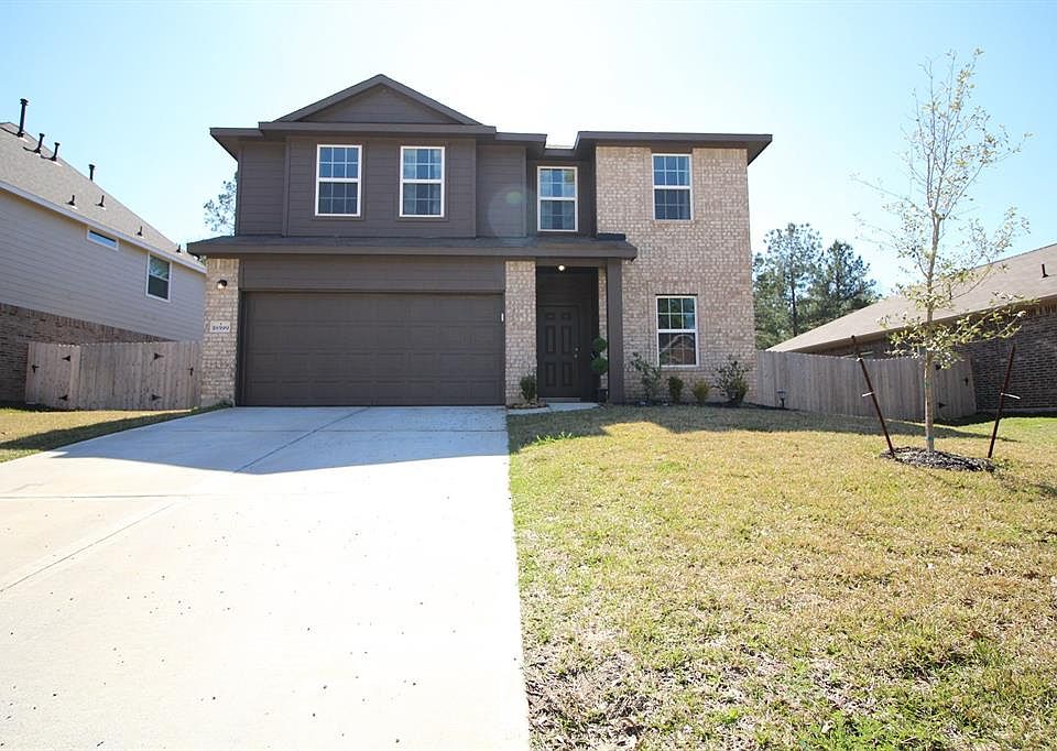 1st image of 18599 Legend Oaks Dr