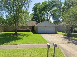 16450 Hibiscus Ln, Friendswood, TX 77546