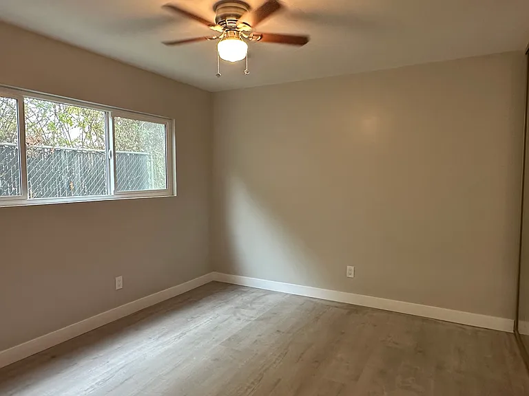 632 Tularosa Dr #2 — Photo 8