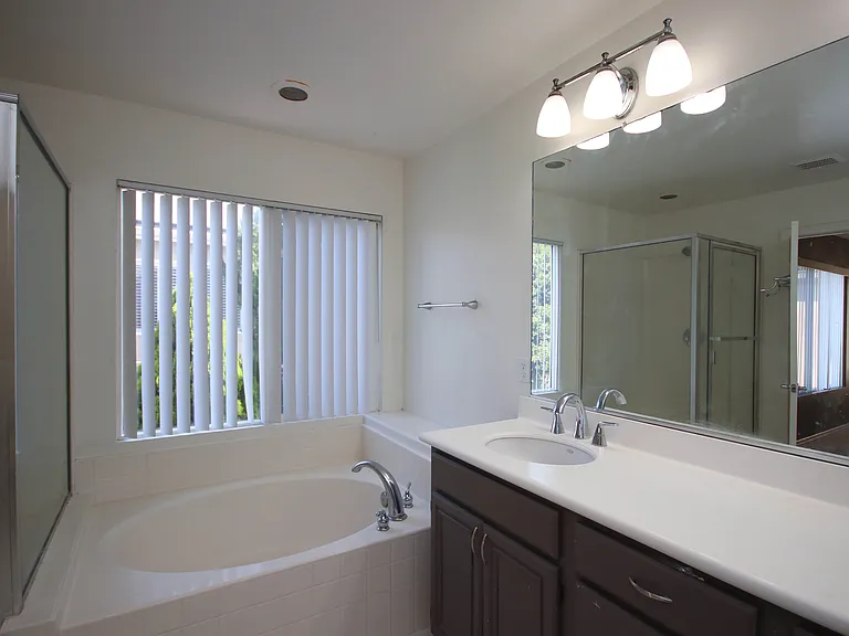2911 Spruce Ct — Photo 18