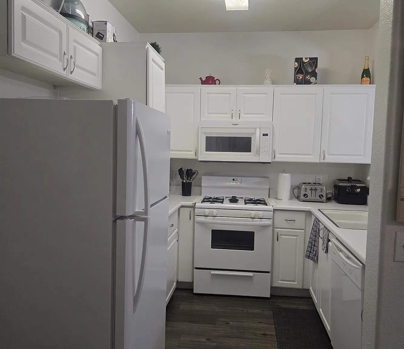 3 bed, 2.5 bath, 1320 sqft, $1,850 — Photo 1
