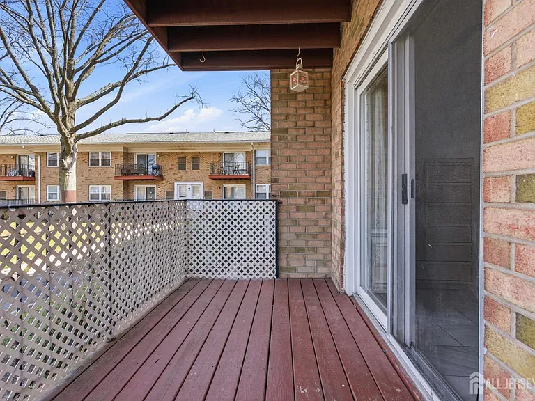 161 Evergreen Rd #2A — Photo 15