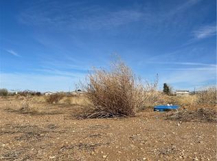 5223 W Chino Dr, Golden Valley, AZ 86413