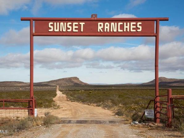 505 Bareback Trl, Sierra Blanca, TX 79851