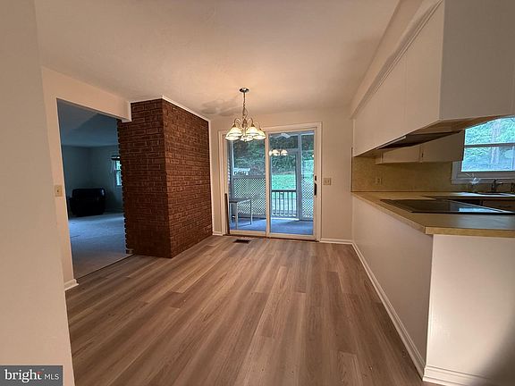 5th image of 256 Tri Hill Rd