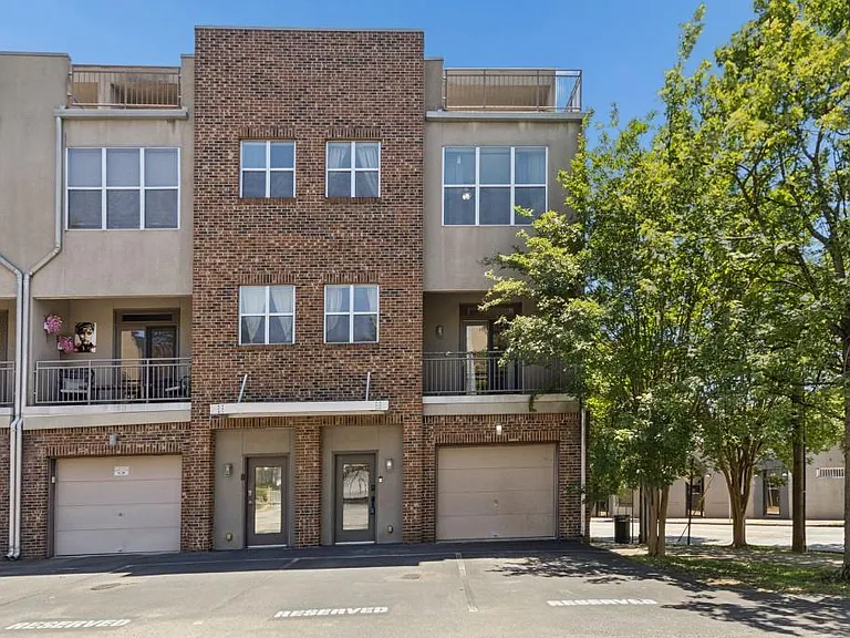 238 Walker St SW #37 — Photo 27