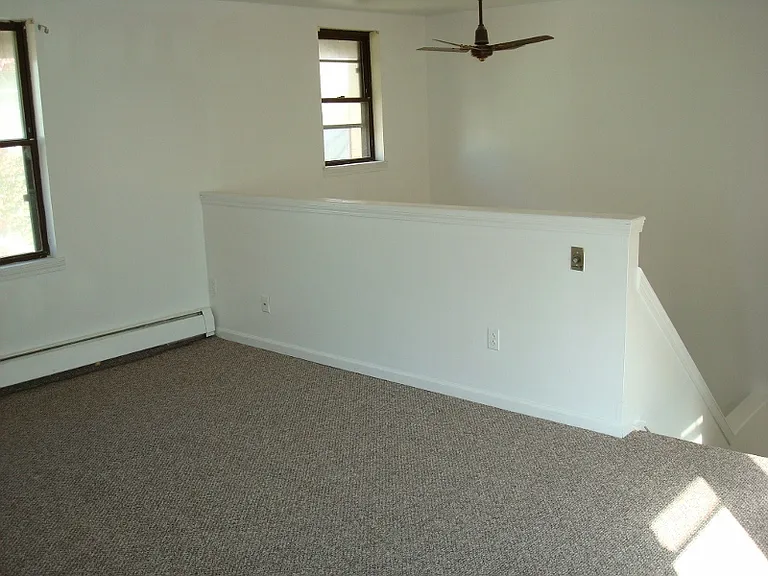 118-126 Cottage St — Photo 31