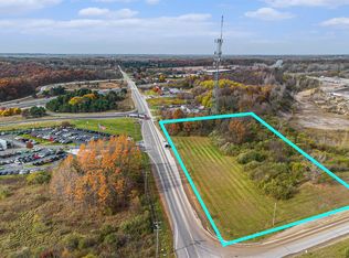 8815 E Holly Rd, Holly, MI 48442