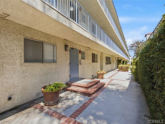 3rd image of 5354 Lindley Ave APT 209