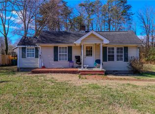 304 Price Galloway St, Madison, NC 27025