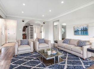112 Sunrise Dr, Hamilton, ON L8K 4C3