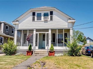 114 Crescent Rd, Pawtucket, RI 02861