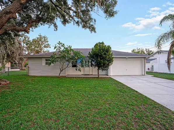 8310 Liman Dr, New Port Richey, FL 34653
